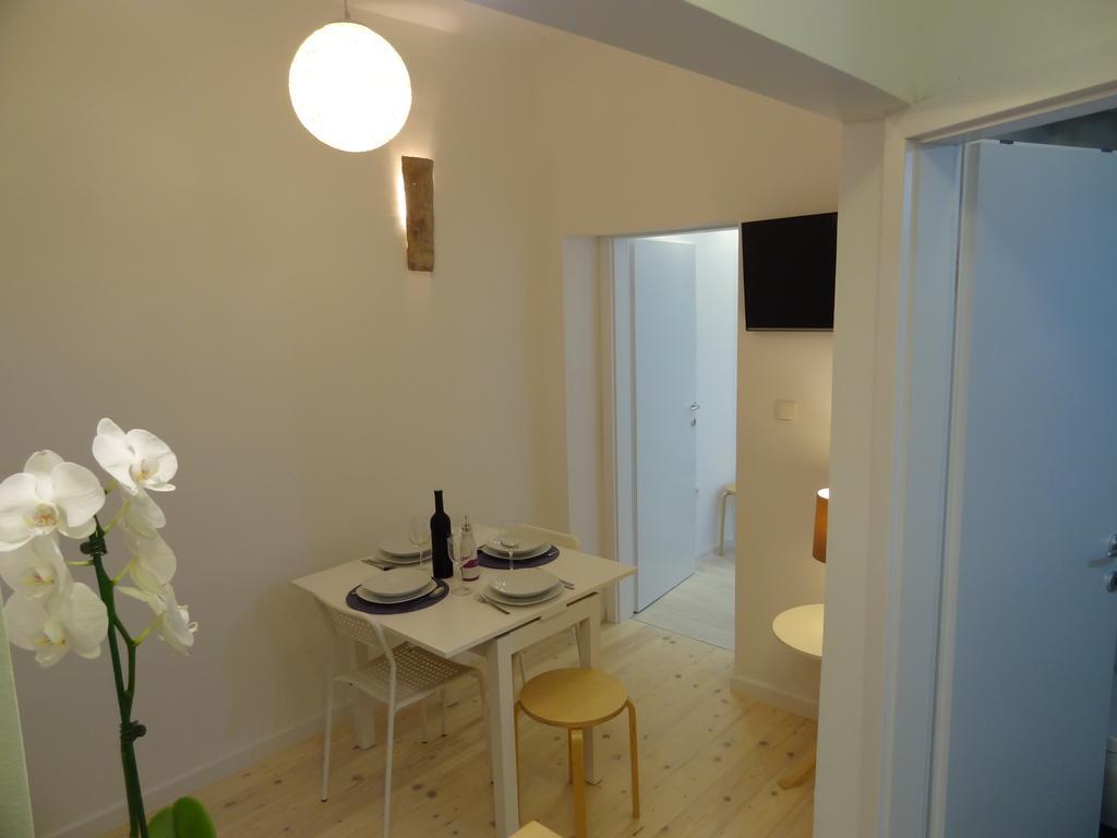 Apartment Bezic Kaštela Екстериор снимка